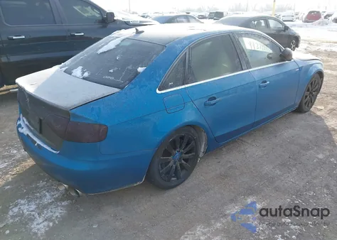 2010 Audi A4 2.0T Premium z USA, uszkodzony, nr VIN WAUHFAFLXAN009752